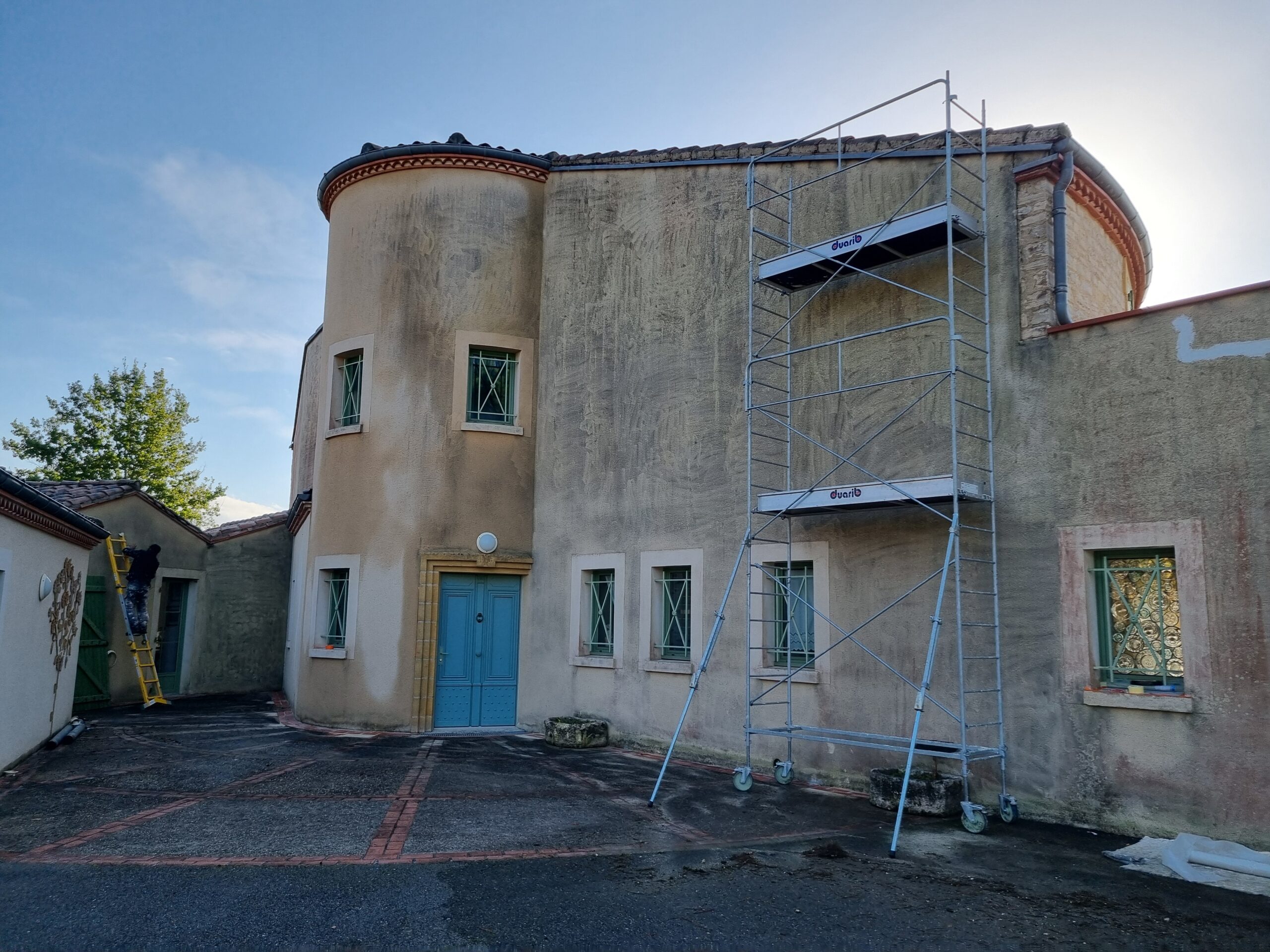 Avant-Reno-facade-scaled